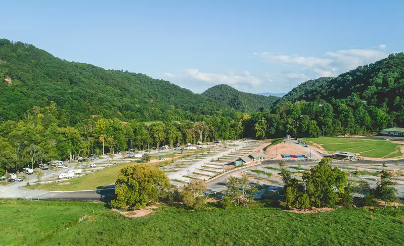 campsites at Smoky Mountain campground